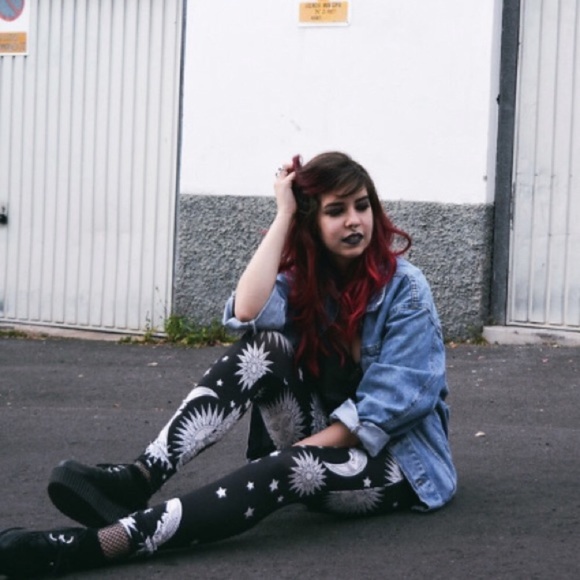 Celestial Sun Moon Leggings - Picture 2 of 6